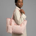 Bolsa Tote Soft Rose com Bordado + Pochete
